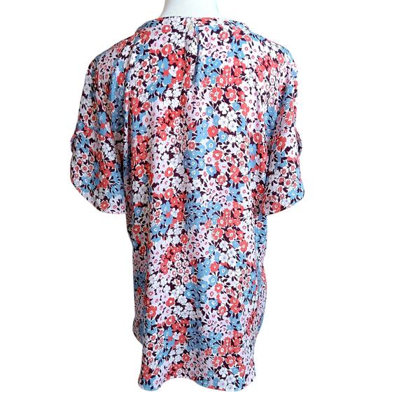 Loft Top Blouse M Pretty Floral Short Sleeves Flutter High Low Flowy Career Work - Picture 3 of 9